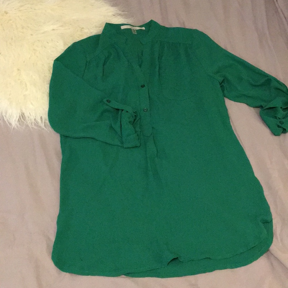 Green polyester blouse